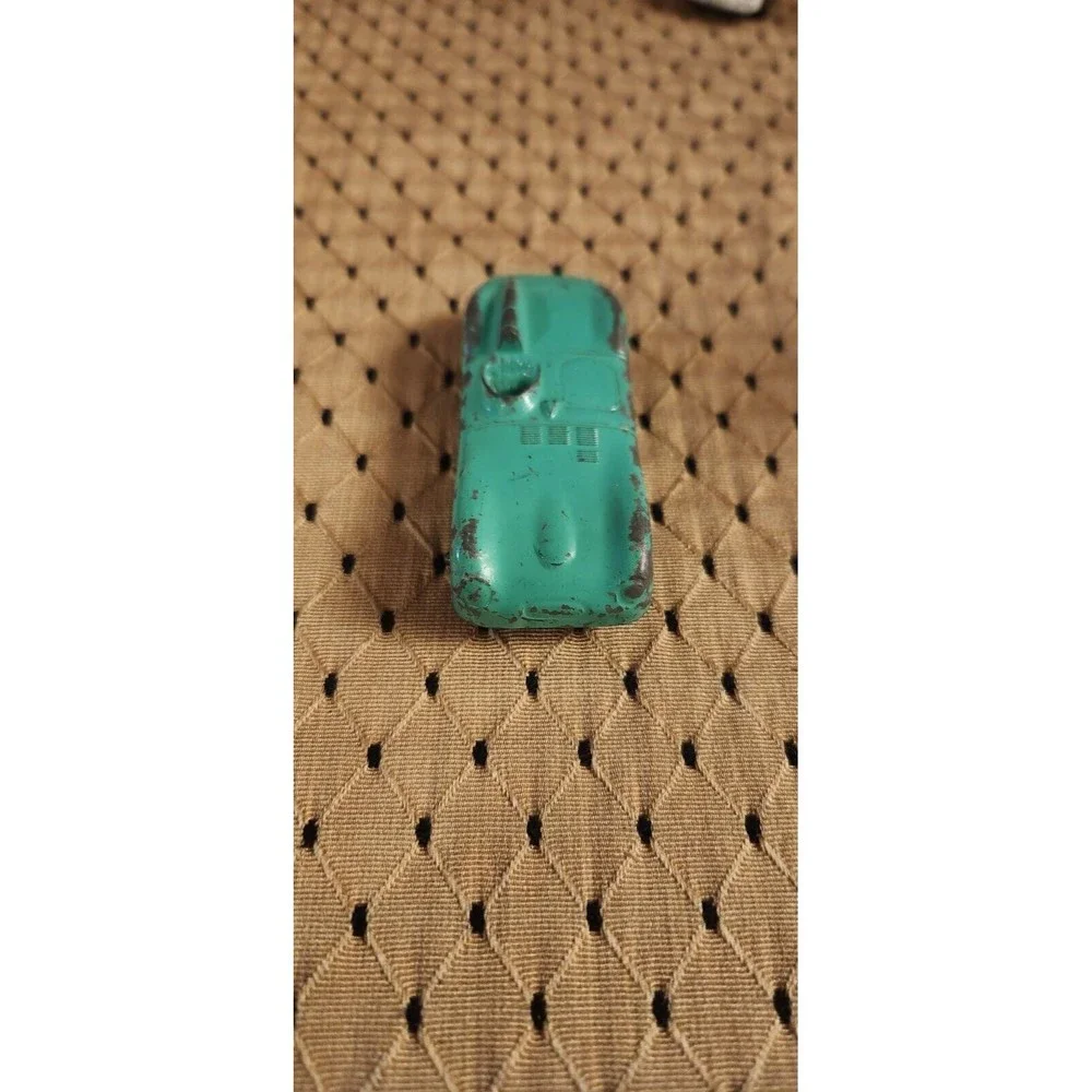VINTAGE TOOTSIETOY JAGUAR RACER DIECAST CAR CHICAGO 24 USA